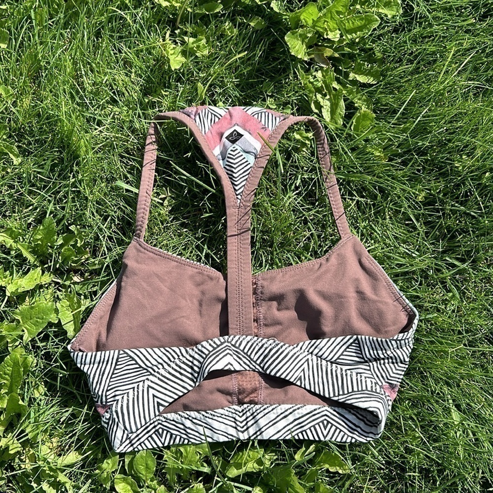 PRANA Arctic Air Yoga Bra - Picture 4 of 6